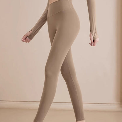 High-Waisted Yoga Leggings | Supportive Fit & Natural Feel