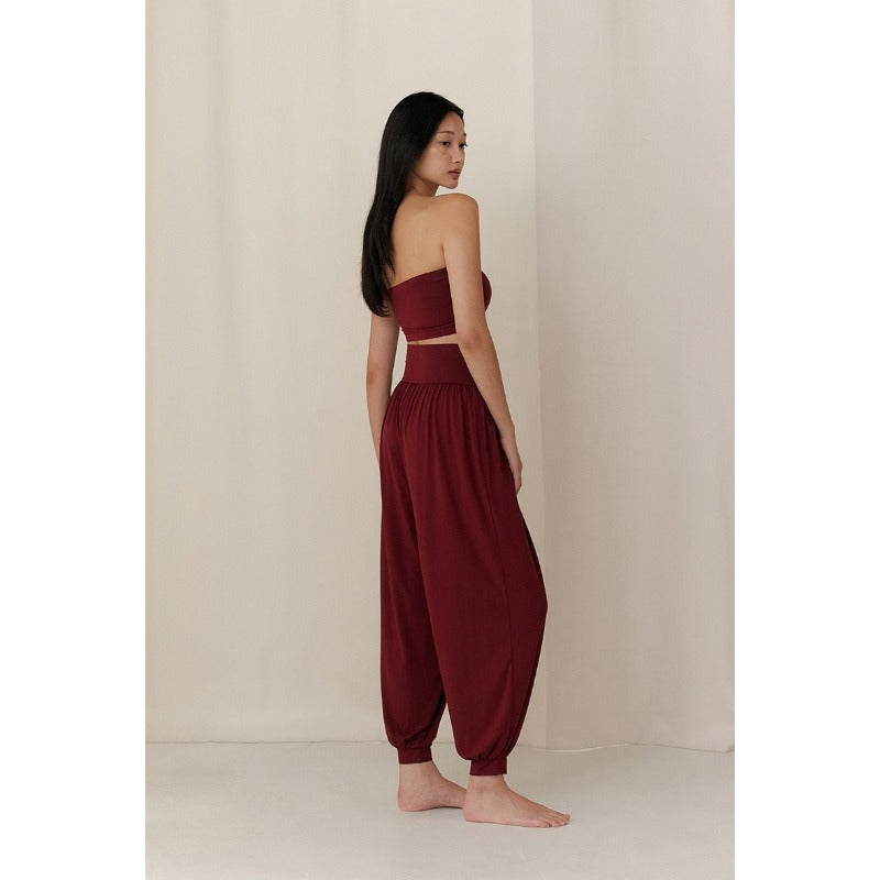 Wide-Leg Flow Yoga Set | Soft Structure & Everyday Ease