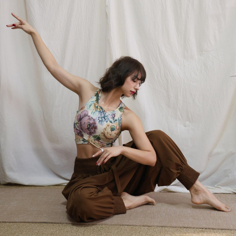 Relaxed Open-Back Flow Yoga Set | Soft Structure & Everyday Ease
