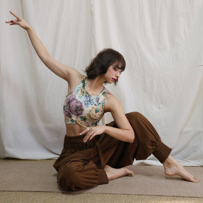 Relaxed Open-Back Flow Yoga Set | Soft Structure & Everyday Ease