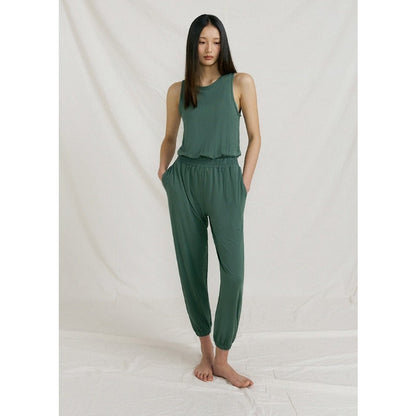Jogger Open-Back Yoga Jumpsuit | Clean Fit & Effortless Movement