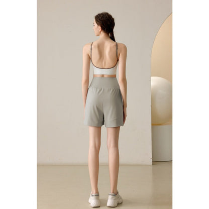 High-Waisted Yoga Shorts | Smooth Fit & Easy Movement