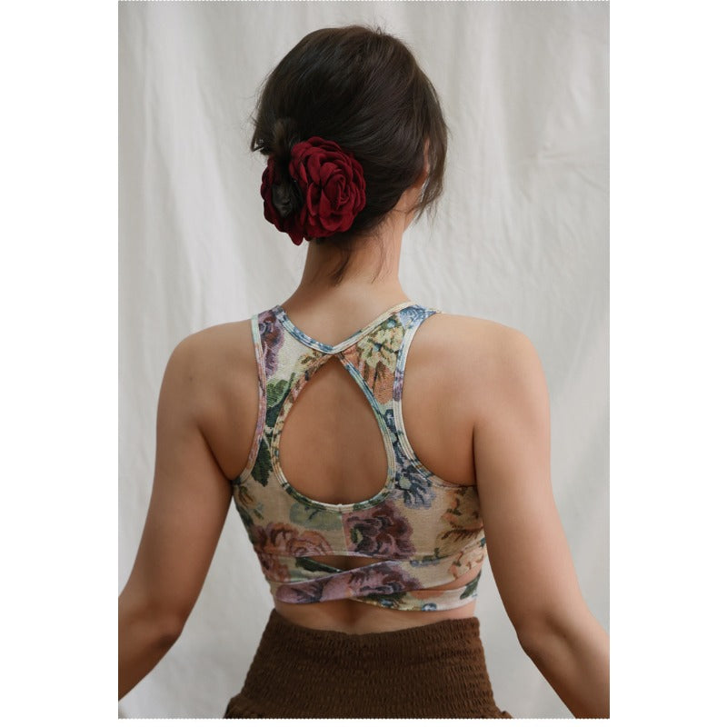 Relaxed Open-Back Flow Yoga Set | Soft Structure & Everyday Ease