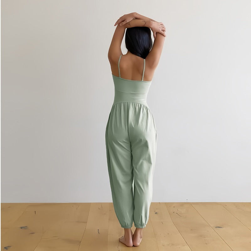 Airy Yoga Jumpsuit | Clean Fit & Effortless Movement