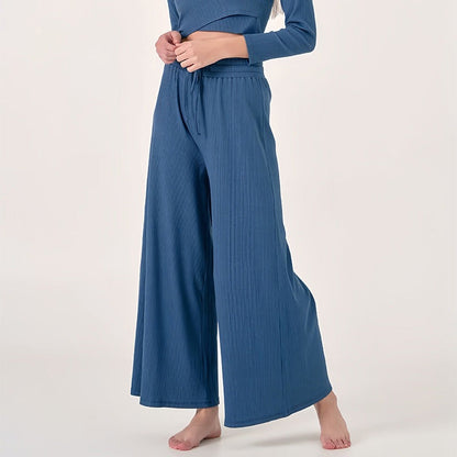 Wide-Leg Flow Yoga Pants | Relaxed Drape & Everyday Ease