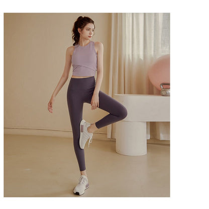Cross Yoga Sports Bra | Soft Support & Natural Hold