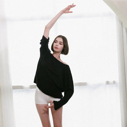 Open-Back Yoga Cover-Up | Light Layers for Studio & Daily Life