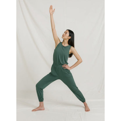 Jogger Open-Back Yoga Jumpsuit | Clean Fit & Effortless Movement