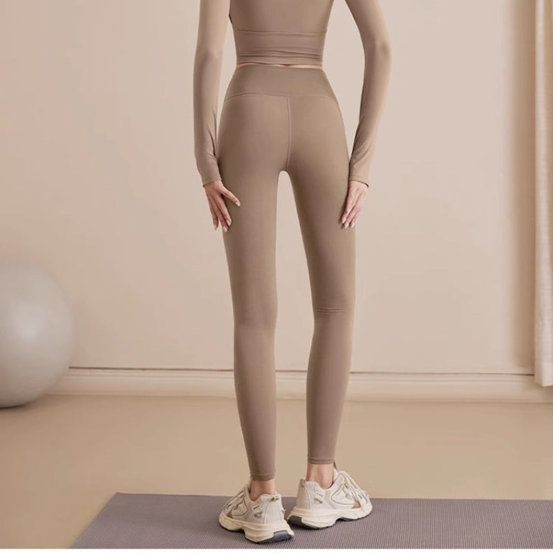 High-Waisted Yoga Leggings | Supportive Fit & Natural Feel