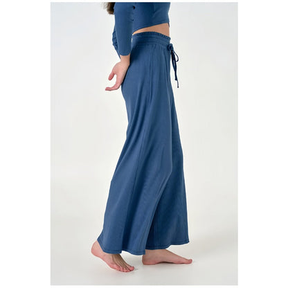 Wide-Leg Flow Yoga Pants | Relaxed Drape & Everyday Ease