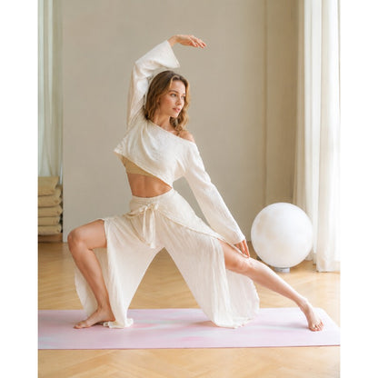 Wide-Leg Flow Yoga Set | Soft Structure & Everyday Ease