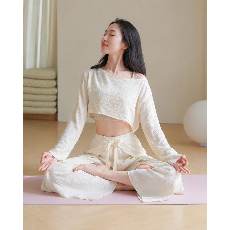 Wide-Leg Flow Yoga Set | Soft Structure & Everyday Ease
