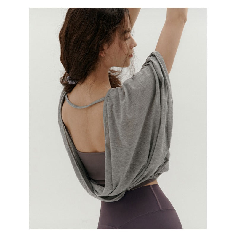 Airy Yoga Cover-Up | Light Layers for Studio & Daily Life