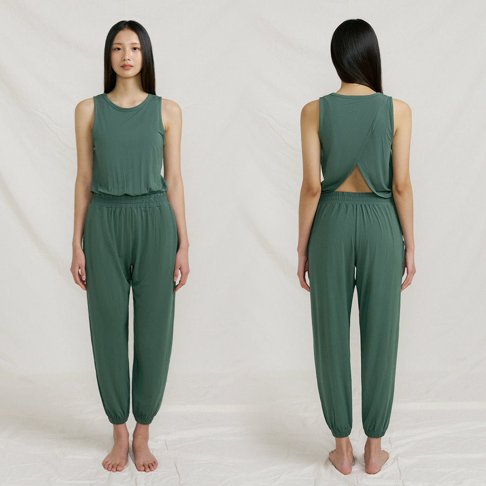 Jogger Open-Back Yoga Jumpsuit | Clean Fit & Effortless Movement