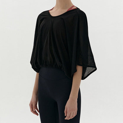 Airy Yoga Cover-Up | Light Layers for Studio & Daily Life