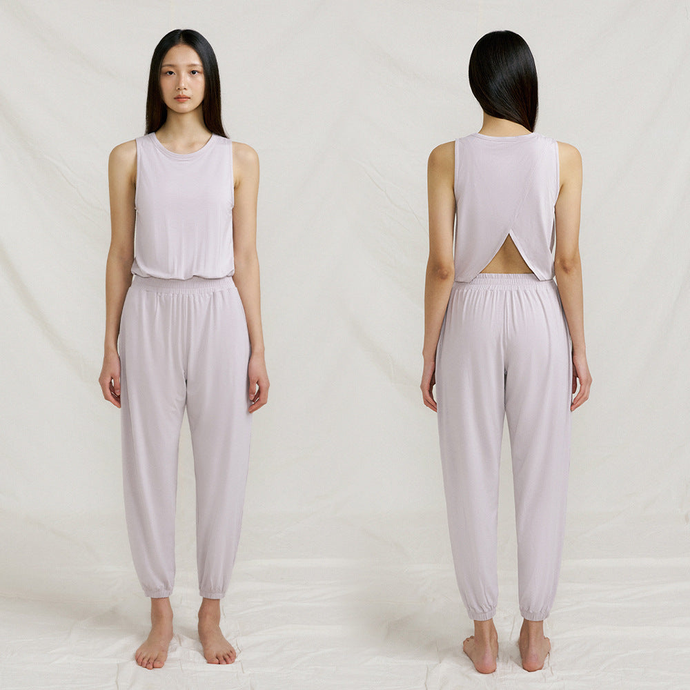 Jogger Open-Back Yoga Jumpsuit | Clean Fit & Effortless Movement