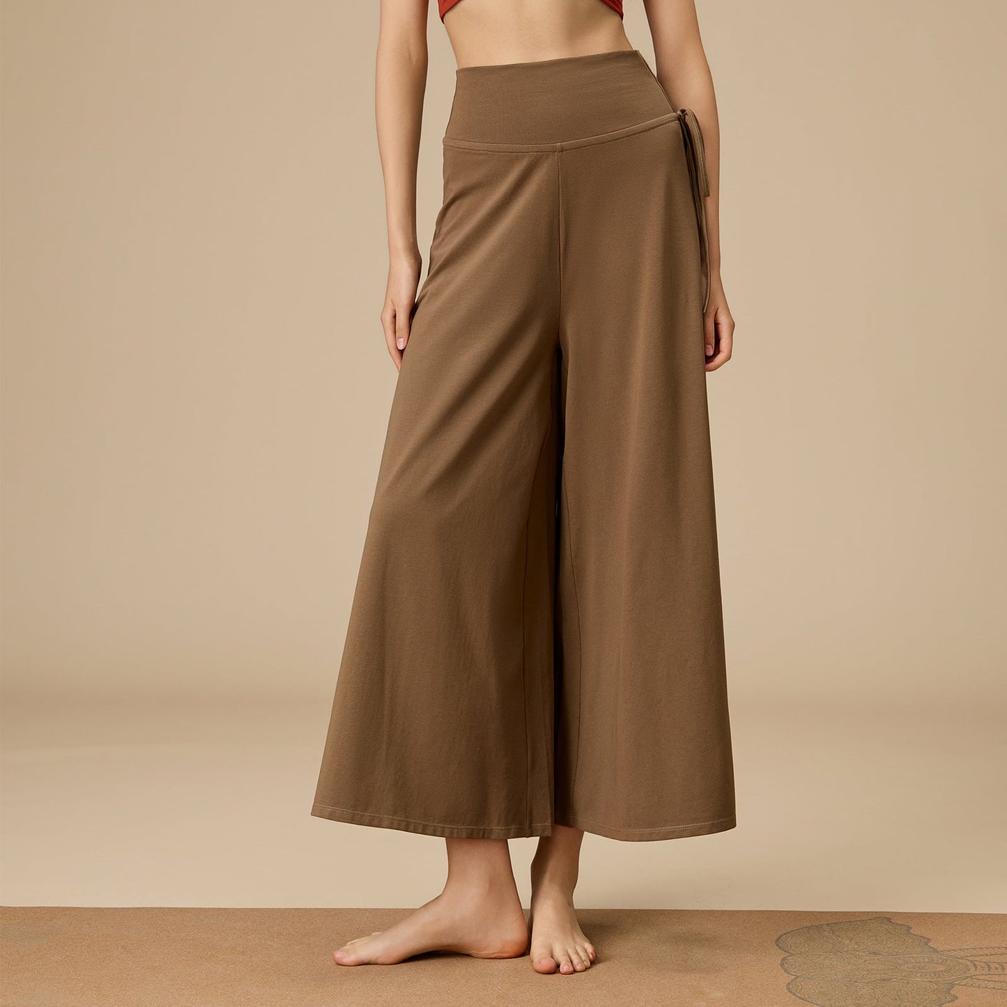 Wide-Leg Flow Yoga Pants | Relaxed Drape & Everyday Ease
