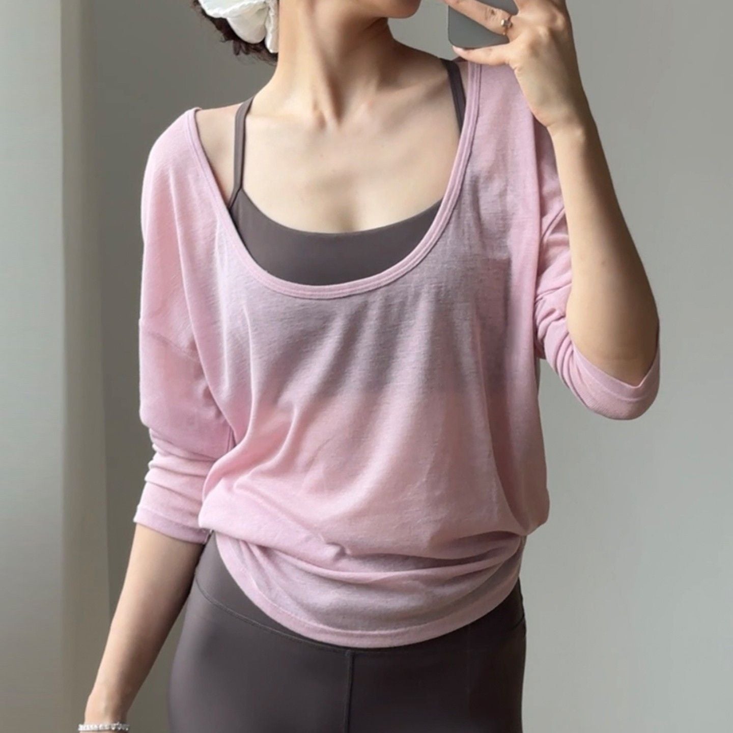 Relaxed Yoga Cover-Up | Light Layers for Studio & Daily Life