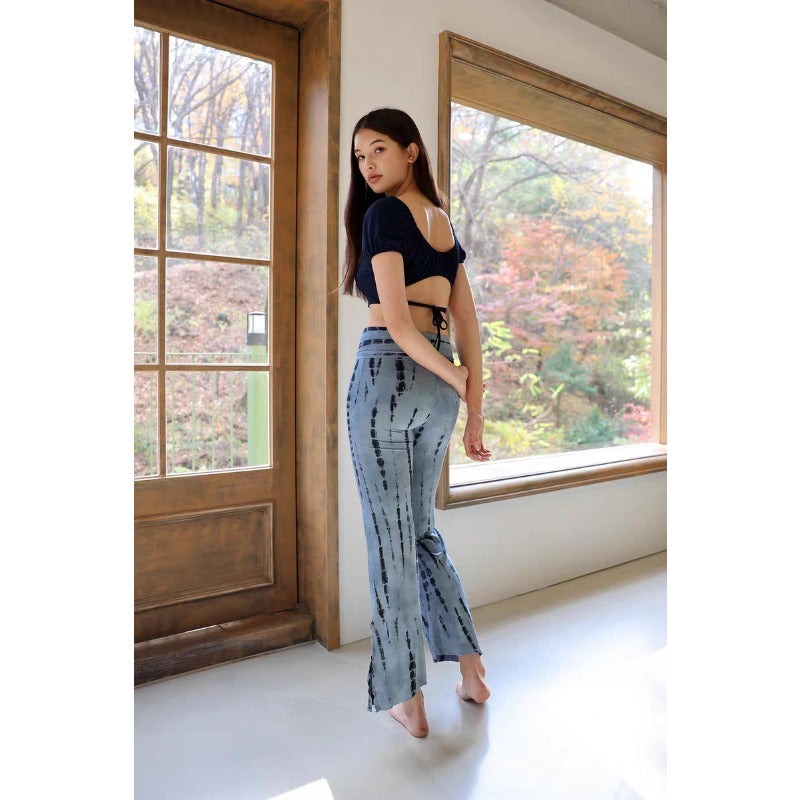 Printed Flare Yoga Pants | Soft Lines & Gentle Support