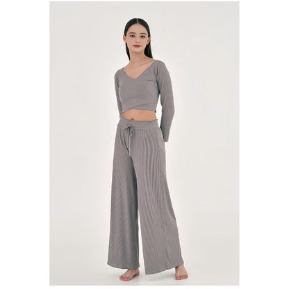 Wide-Leg Flow Yoga Pants | Relaxed Drape & Everyday Ease
