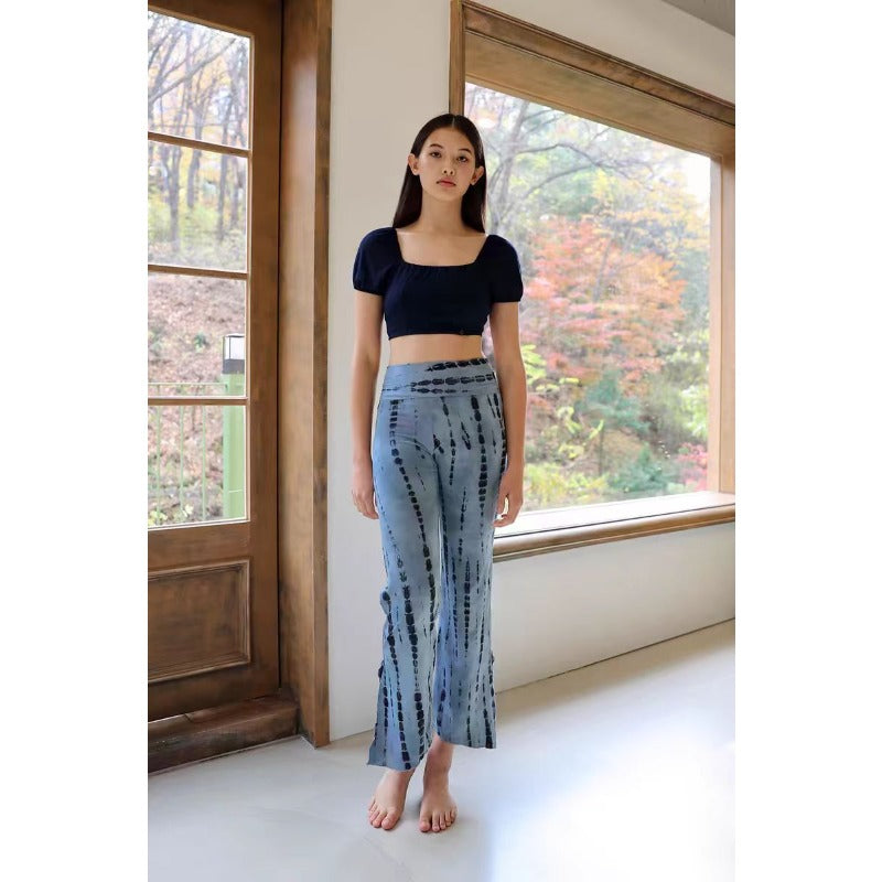 Printed Flare Yoga Pants | Soft Lines & Gentle Support