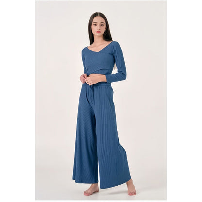 Wide-Leg Flow Yoga Pants | Relaxed Drape & Everyday Ease