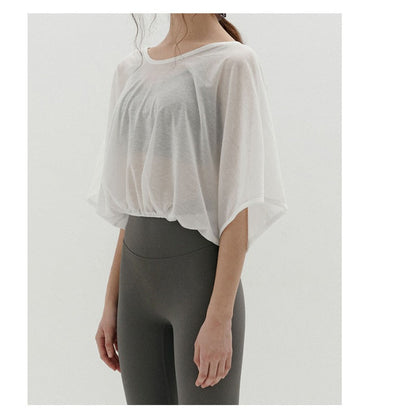 Airy Yoga Cover-Up | Light Layers for Studio & Daily Life