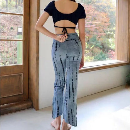 Printed Flare Yoga Pants | Soft Lines & Gentle Support