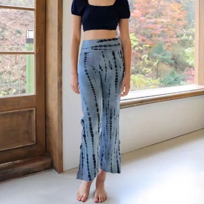 Printed Flare Yoga Pants | Soft Lines & Gentle Support