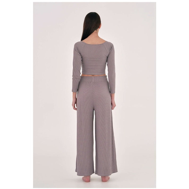 Wide-Leg Flow Yoga Pants | Relaxed Drape & Everyday Ease